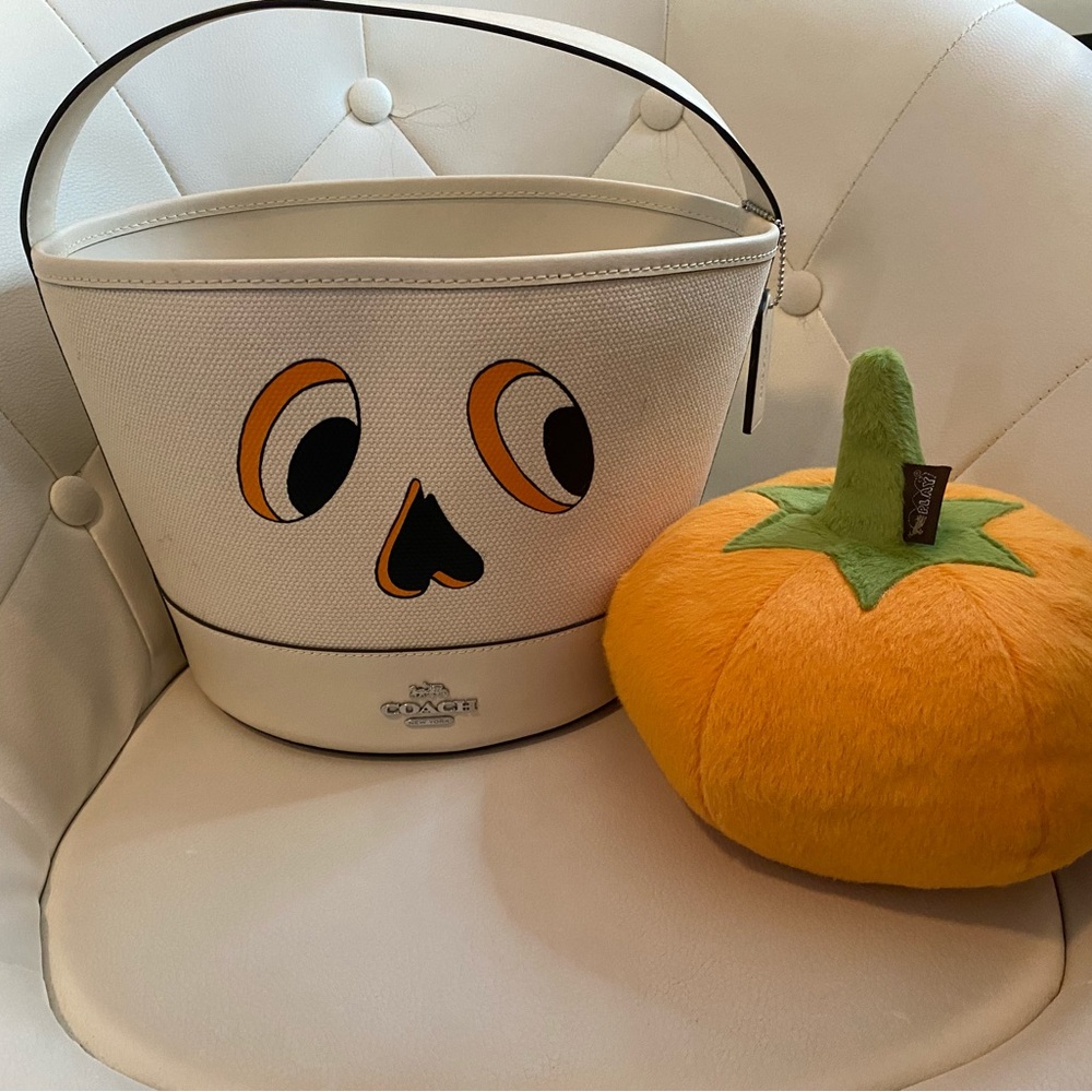 Coach Cream and Orange Bucket Bag